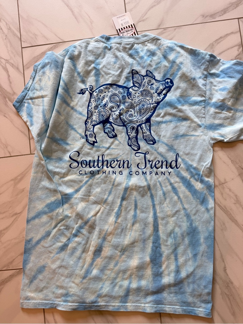 Southern Trend Light Blue, Tie-Dye paisley Pig Graphic Tee. Size medium. NWT